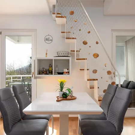 Seaview Apartman