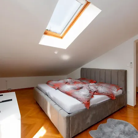 Seaview Apartman